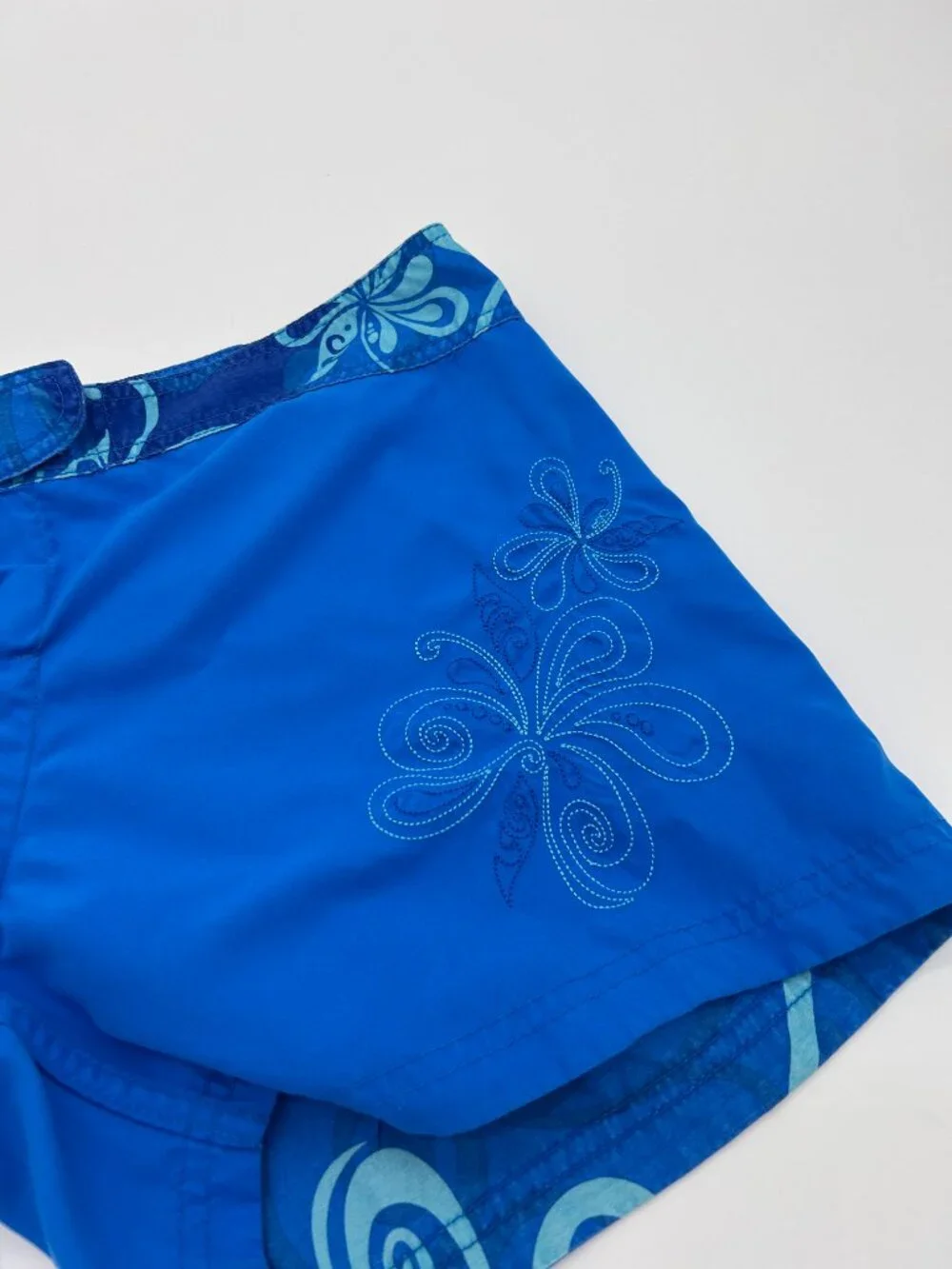 Crazy Shirts Hawaii Womens Size 11 Blue Reversible Board Short
